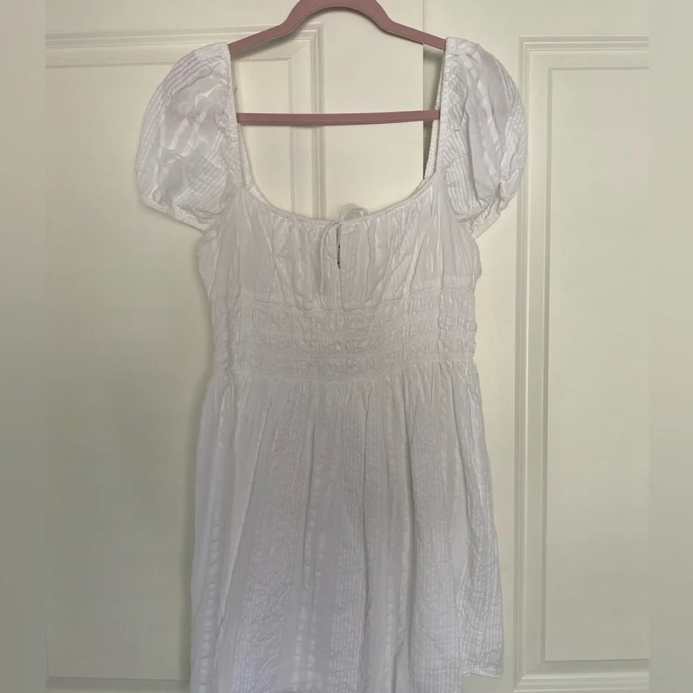 Aritzia Sunday Best White Puff Sleeve mini Dress - Picture 3 of 8